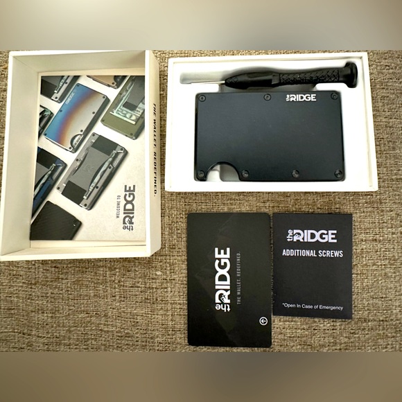New in box THE RIDGE Wallet - Aluminum Cash Clip BLACK - Picture 1 of 7